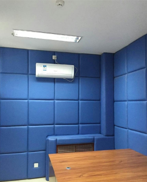布藝吸音軟包，會(huì)議室防撞吸音軟包，電影院，體育館吸音材料